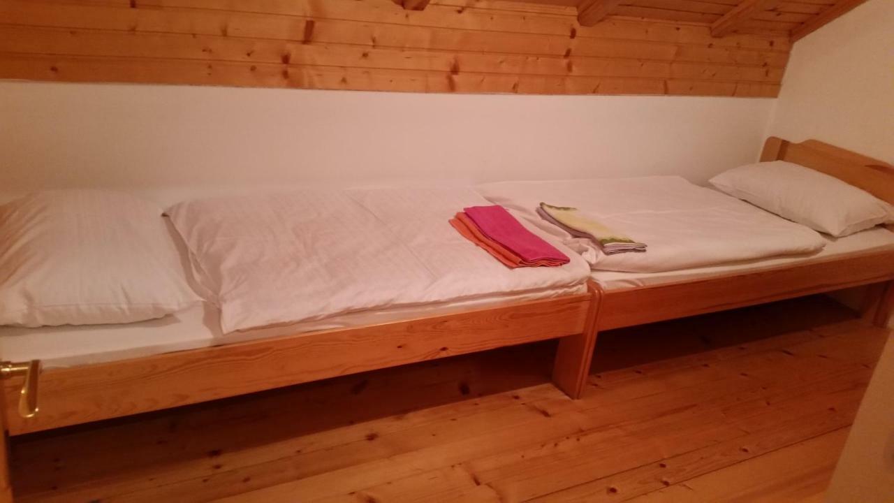Turizem Pavlin Apartments Senturska Gora Extérieur photo